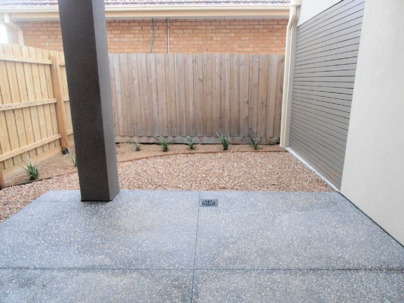 1/16 BULONG STREET, Dandenong VIC 3175