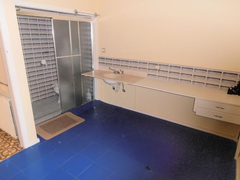 42 INGRID STREET, Dandenong VIC 3175