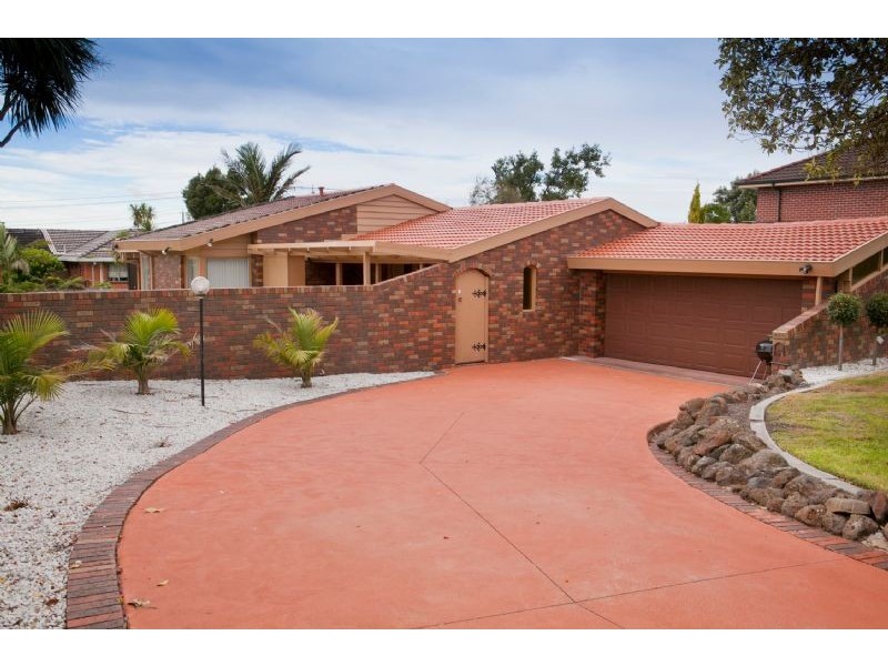 30 SURREY ROAD, Dandenong North VIC 3175
