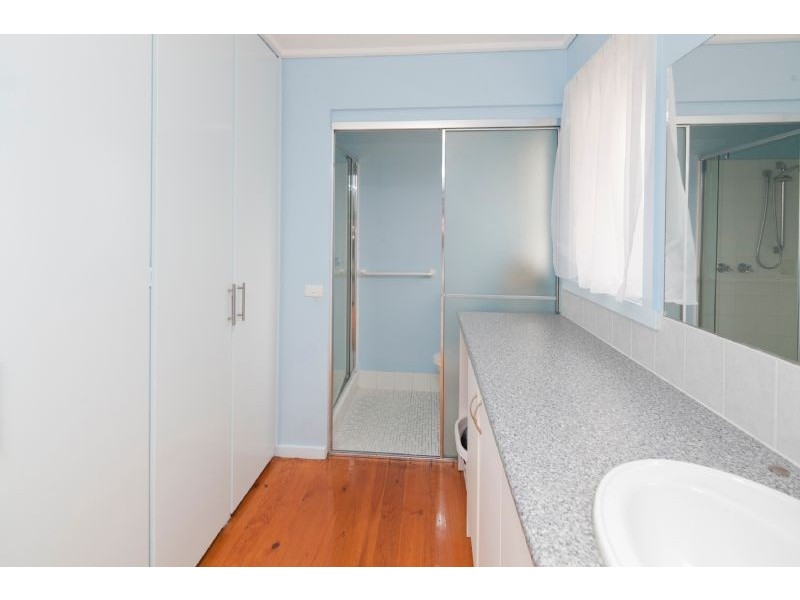30 SURREY ROAD, Dandenong North VIC 3175