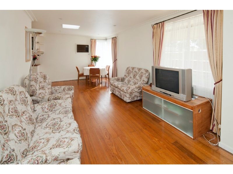 15 CENTRAL AVENUE, Dandenong North VIC 3175