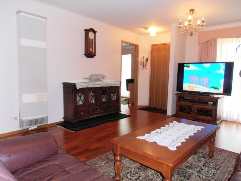 CONTACT  AGENT, Hallam VIC 3803