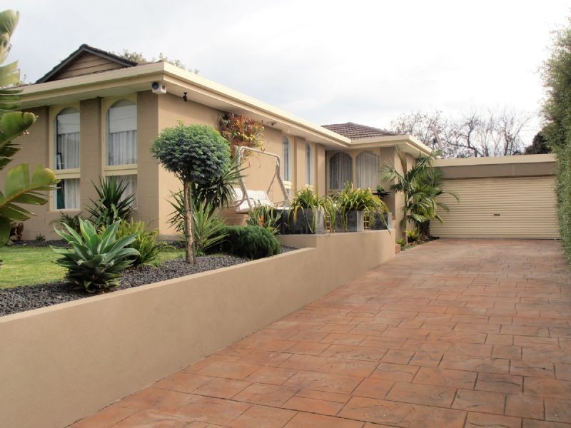 34 DORSET RD, Dandenong North VIC 3175