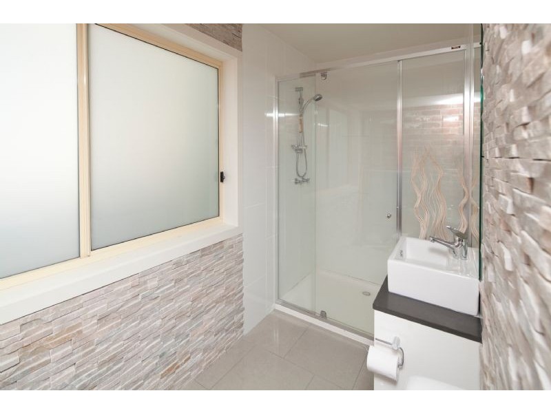 17 PAMIR ST, Dandenong North VIC 3175