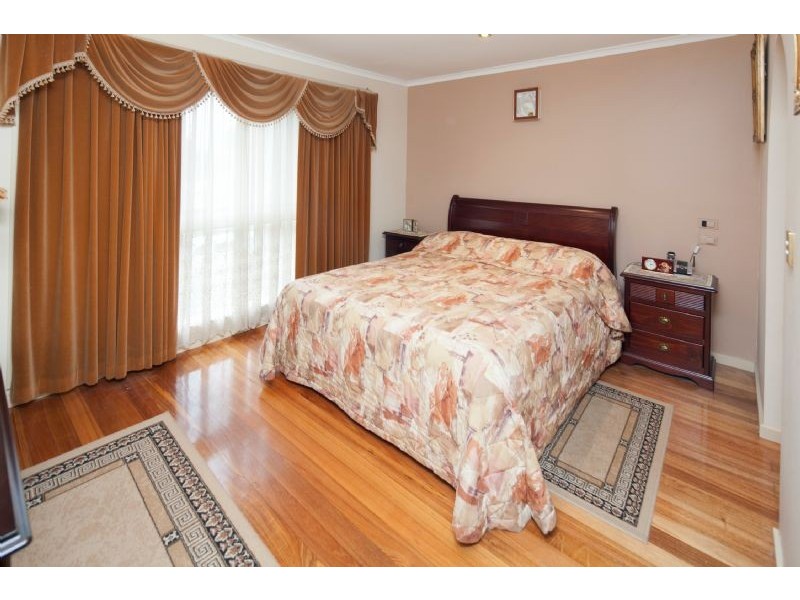 158 OUTLOOK DRIVE, Dandenong North VIC 3175