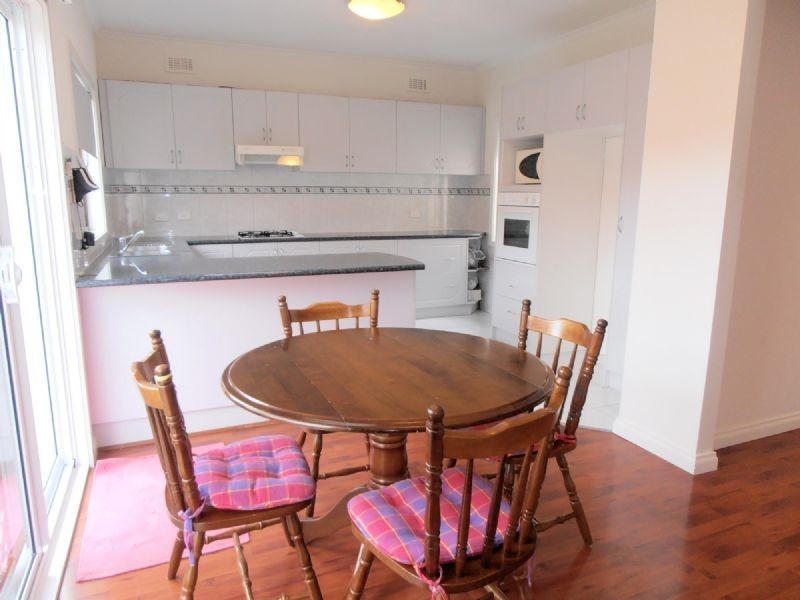 1/4 NICOLE AVENUE, Dandenong North VIC 3175