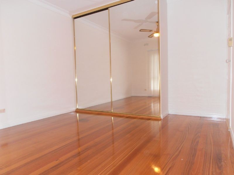 1/4 NICOLE AVENUE, Dandenong North VIC 3175