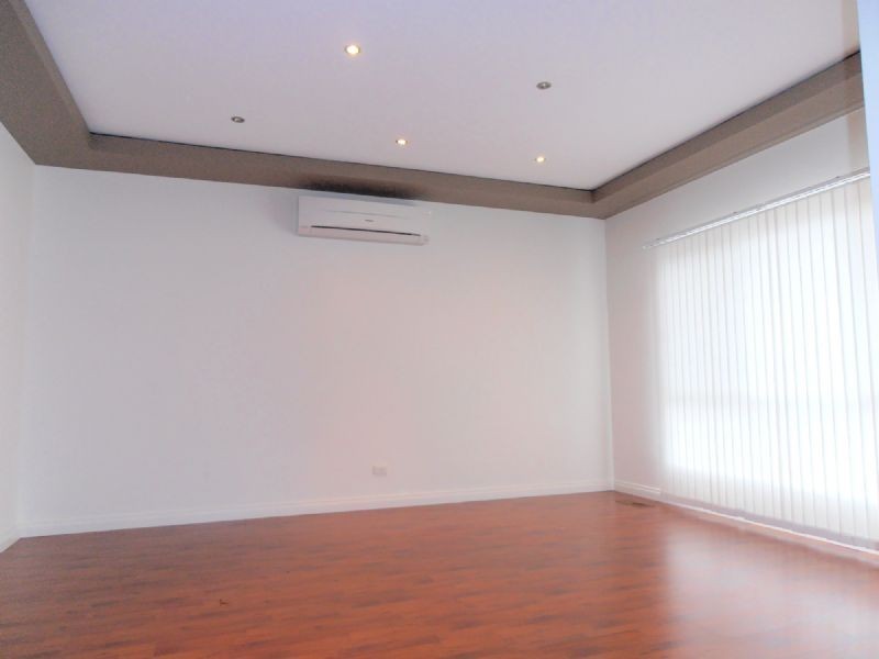 1/4 NICOLE AVENUE, Dandenong North VIC 3175