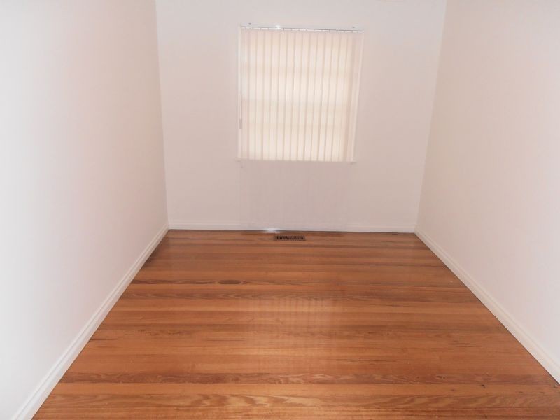 1/4 NICOLE AVENUE, Dandenong North VIC 3175