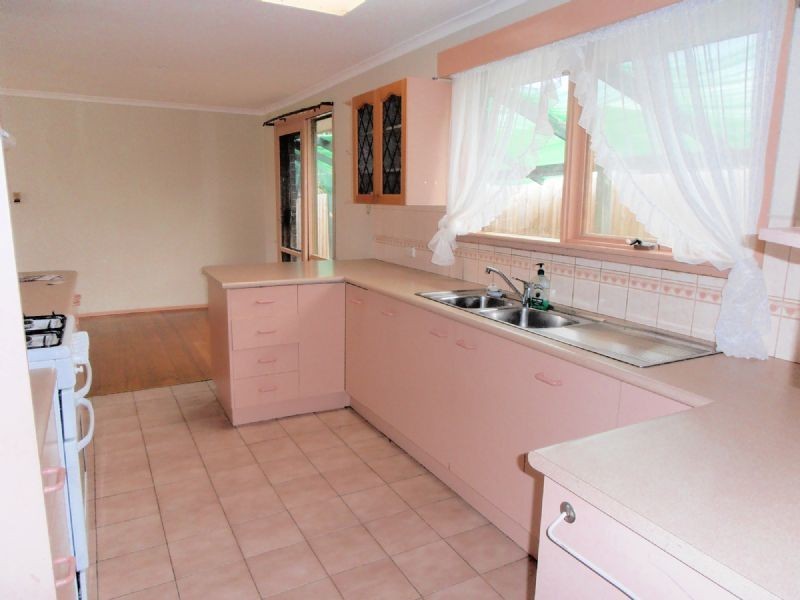 9 MATTHEW FLINDERS AVENUE, Endeavour Hills VIC 3802