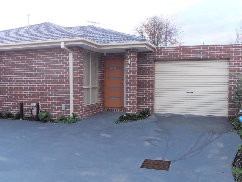 2/26 ALMOND DVE, Doveton VIC 3177