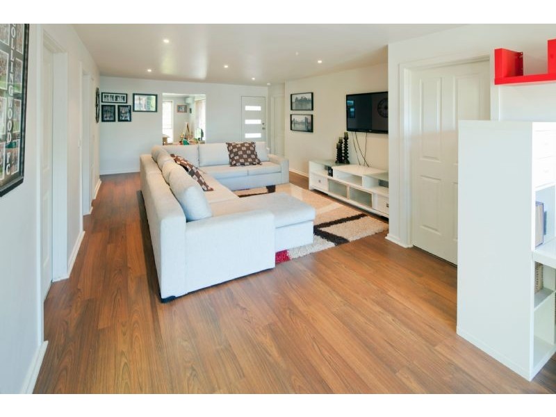 17 PAMIR STREET, Dandenong North VIC 3175