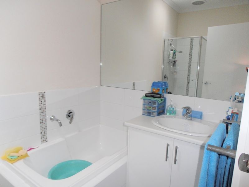 2/7 SANDALA COURT, Dandenong North VIC 3175