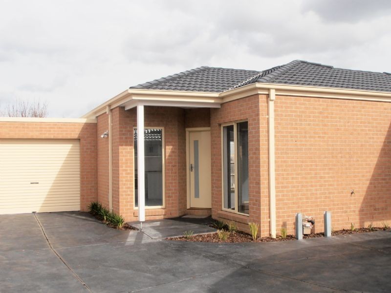 2/37 Scarlet Drive, Doveton VIC 3177