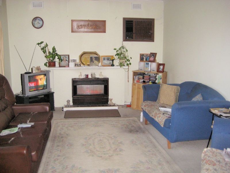 8 STANHOPE STREET, Dandenong South VIC 3175