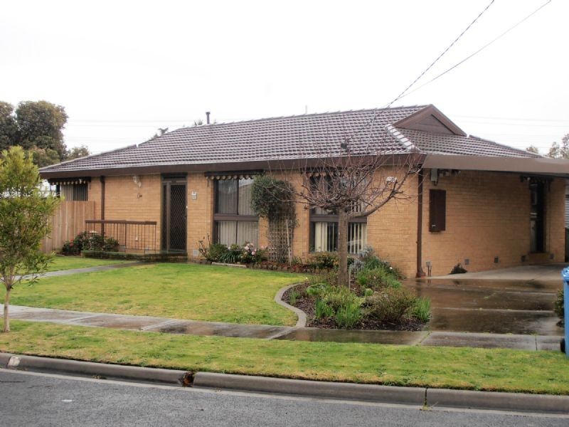 1 LEANNE CRES, Keysborough VIC 3173