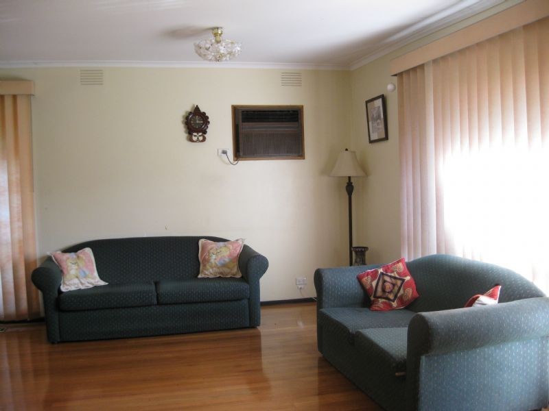 1/122 Doveton Ave, Doveton VIC 3177