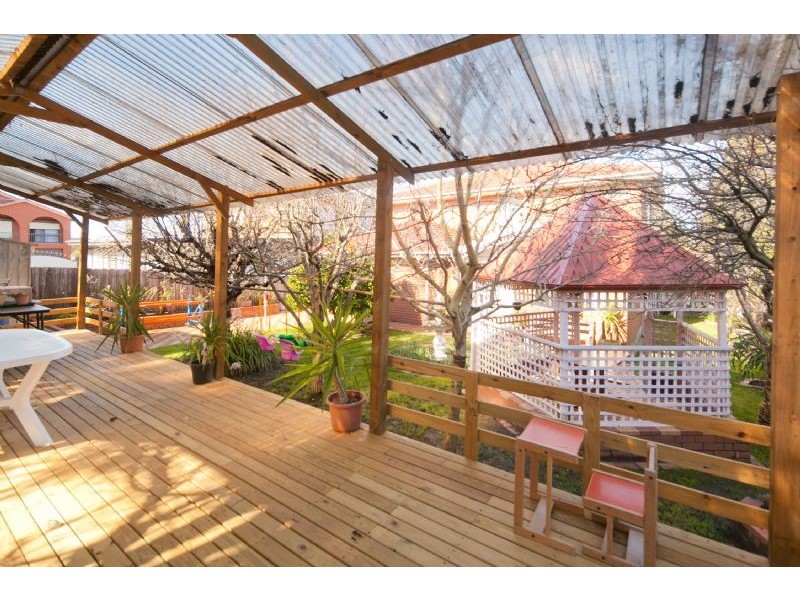 105 BRADY ROAD, Dandenong North VIC 3175