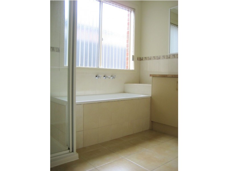 23 GRAND CENTRAL BLVD, Pakenham VIC 3810