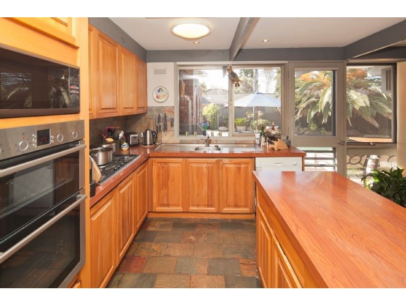 15 Outlook Drive, Dandenong North VIC 3175