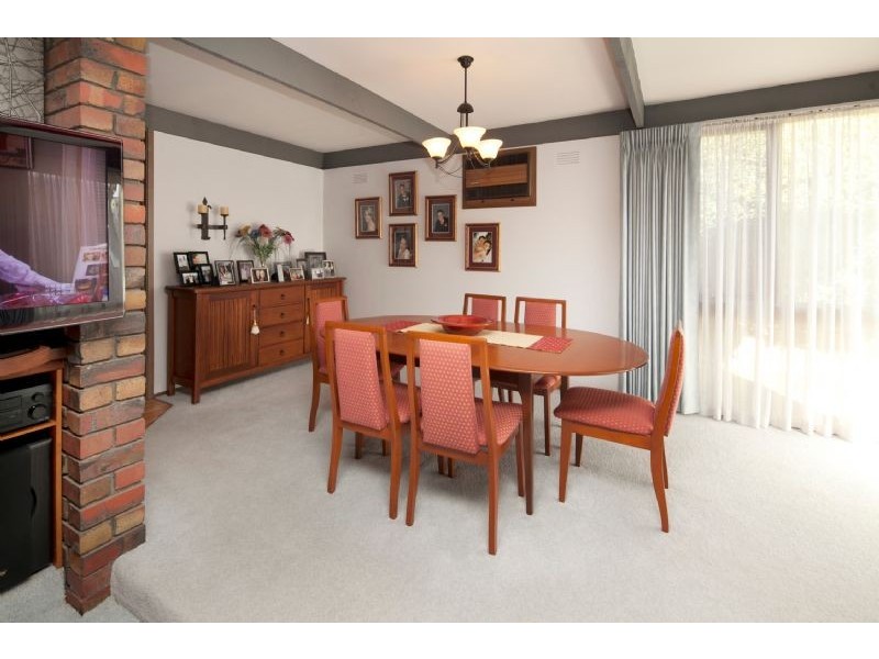 15 Outlook Drive, Dandenong North VIC 3175