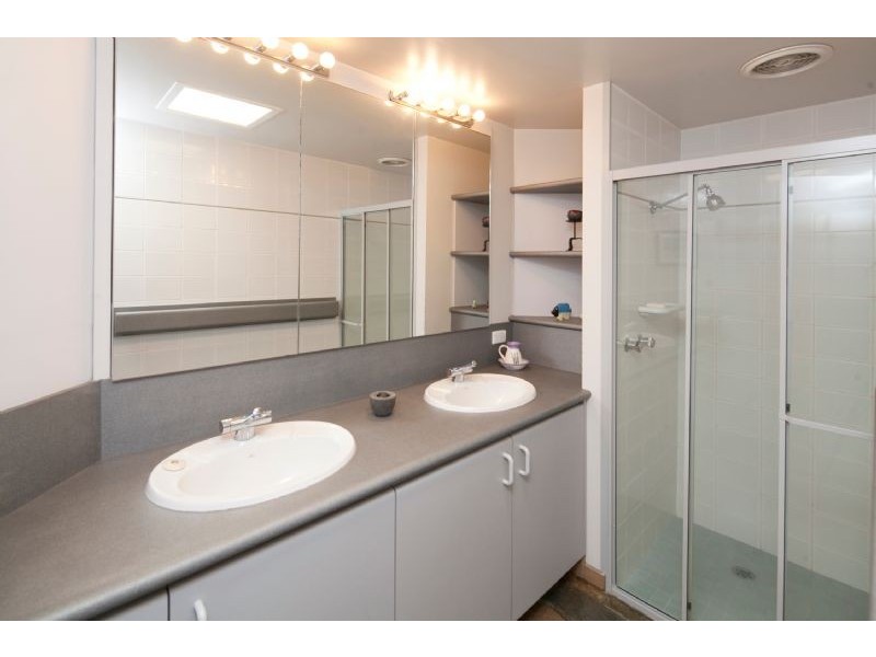 15 Outlook Drive, Dandenong North VIC 3175