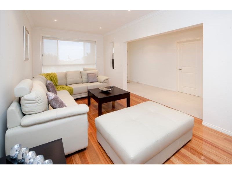 9 Purley Drive, Dandenong North VIC 3175