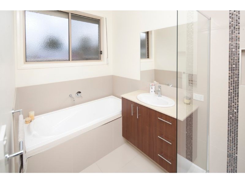 9 Purley Drive, Dandenong North VIC 3175