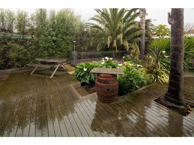 30 Lauriston Drive, Endeavour Hills VIC 3802