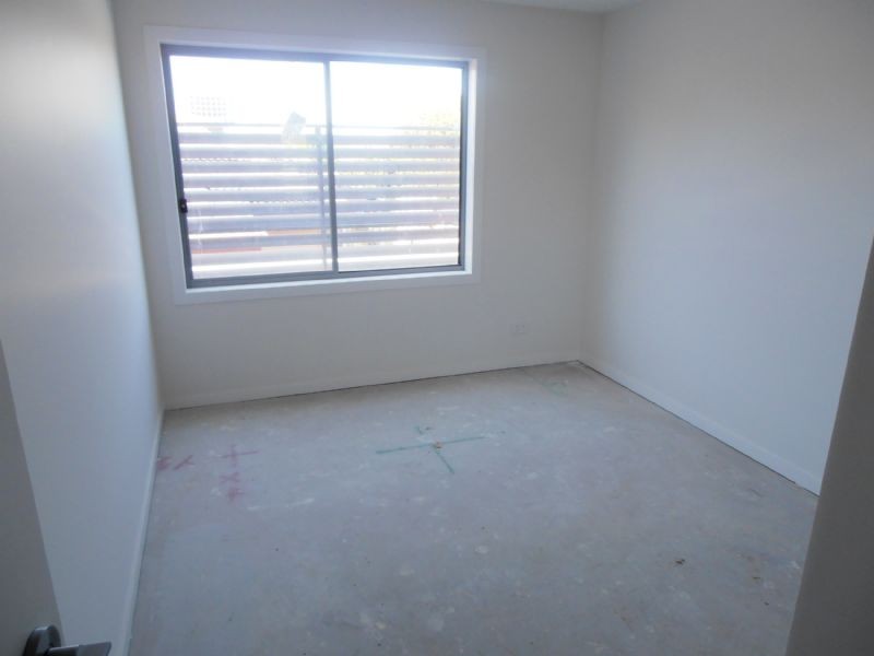 2/34 Ann, Dandenong VIC 3175