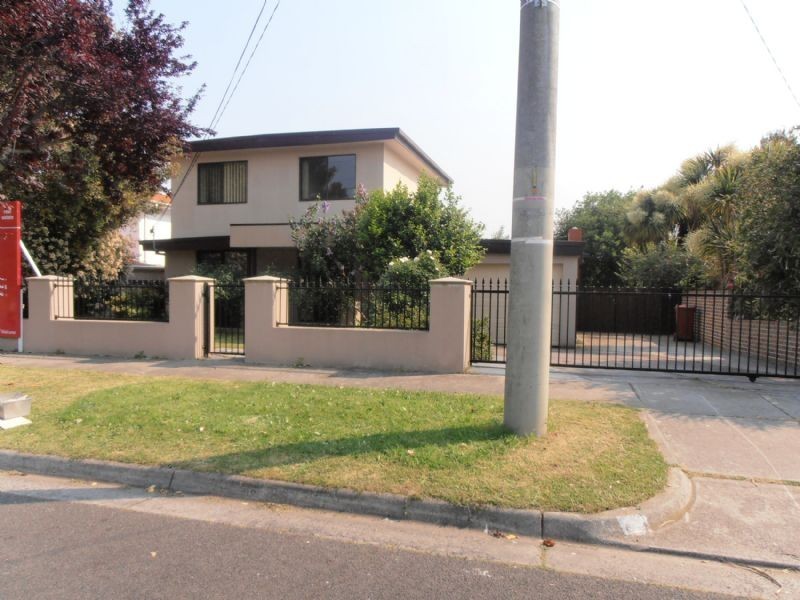 92 Somerset Drive, Dandenong North VIC 3175
