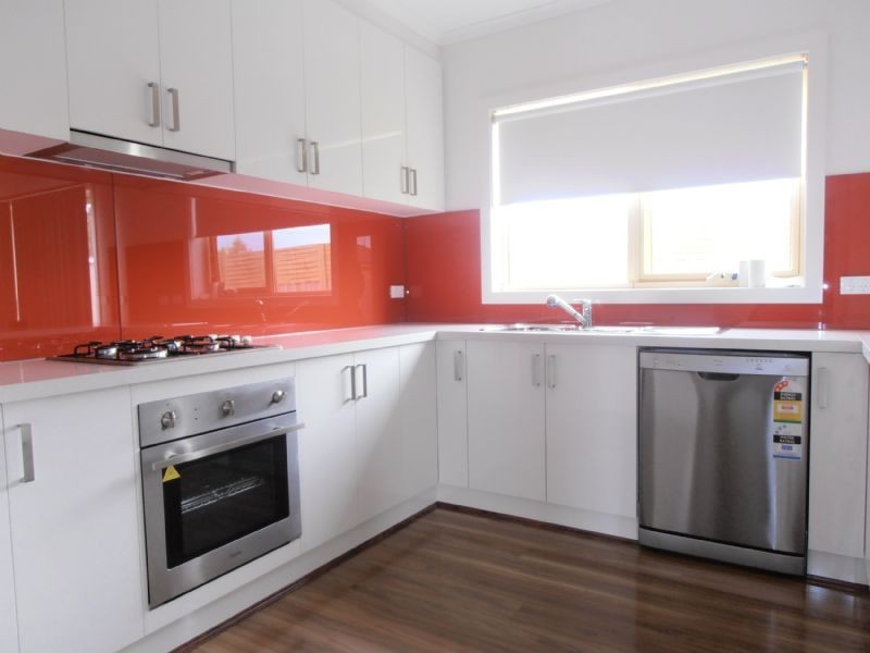 2/8 Buckeye Drive, Hallam VIC 3803