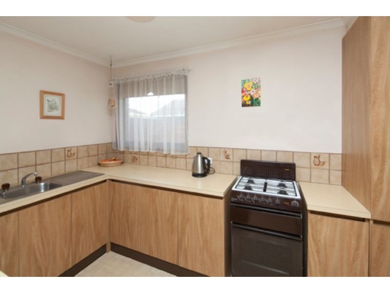 9/25 – 29 Kays Avenue, Hallam VIC 3803