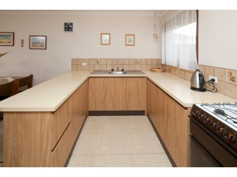 9/25 – 29 Kays Avenue, Hallam VIC 3803