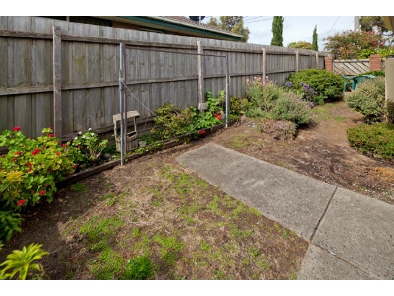 9/25 – 29 Kays Avenue, Hallam VIC 3803