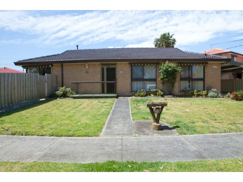 1 Leanne Crescent, Keysborough VIC 3173