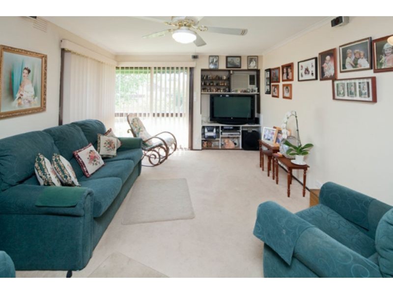 1 Leanne Crescent, Keysborough VIC 3173