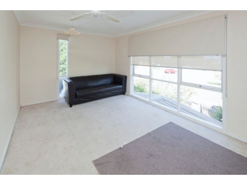 22 David Collins Drive, Endeavour Hills VIC 3802