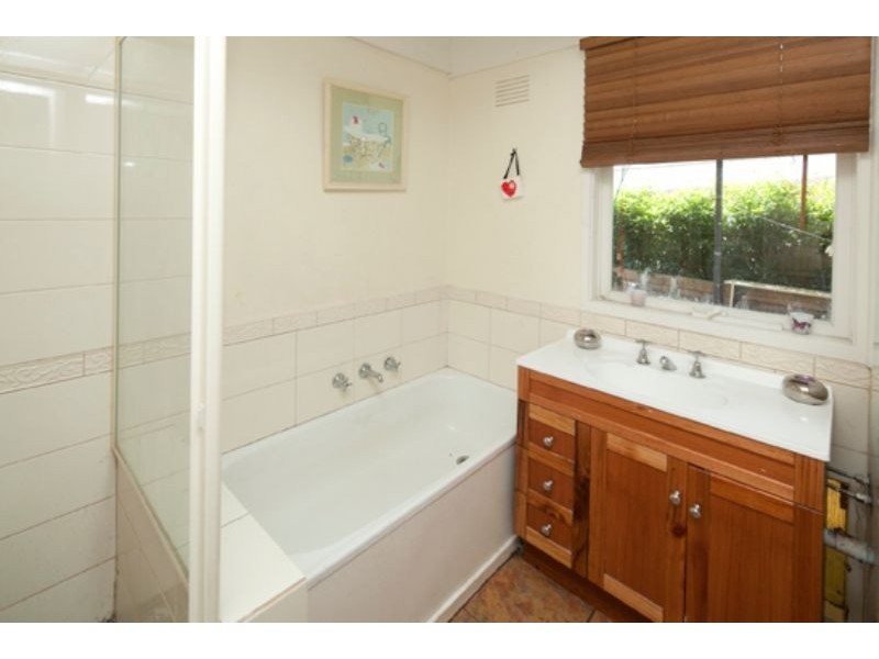 22 David Collins Drive, Endeavour Hills VIC 3802