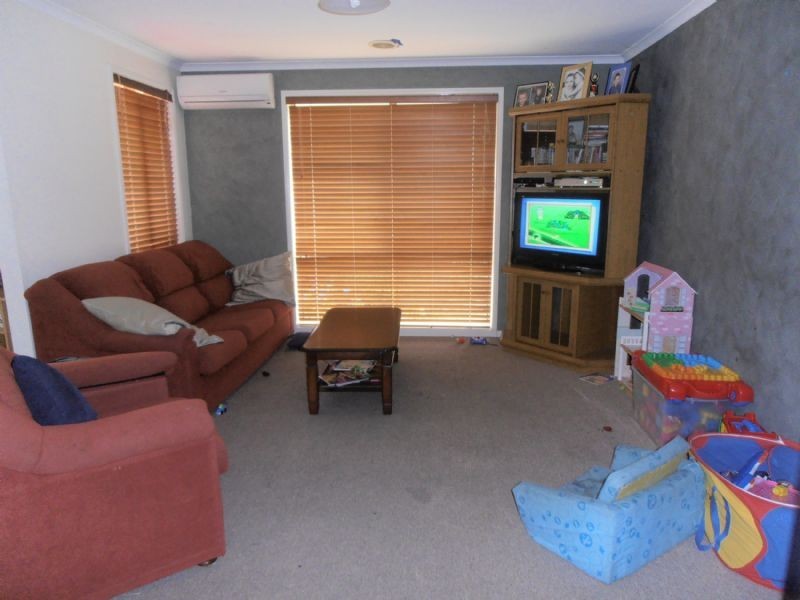 28 Khalil Avenue, Dandenong North VIC 3175