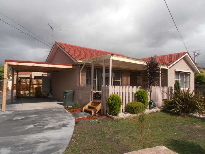 24 Cootamundra Street, Doveton VIC 3177