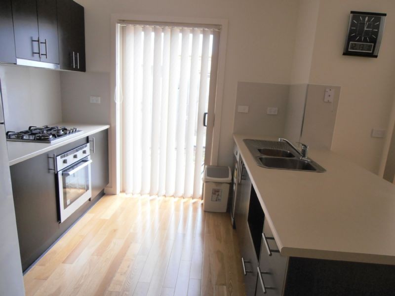 9/43-45 Leman Cresent, Noble Park VIC 3174