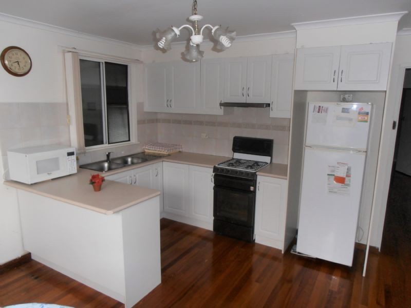 28 Liquidamber Street, Doveton VIC 3177