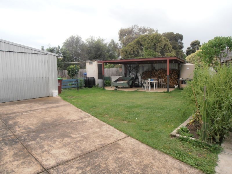 28 Liquidamber Street, Doveton VIC 3177
