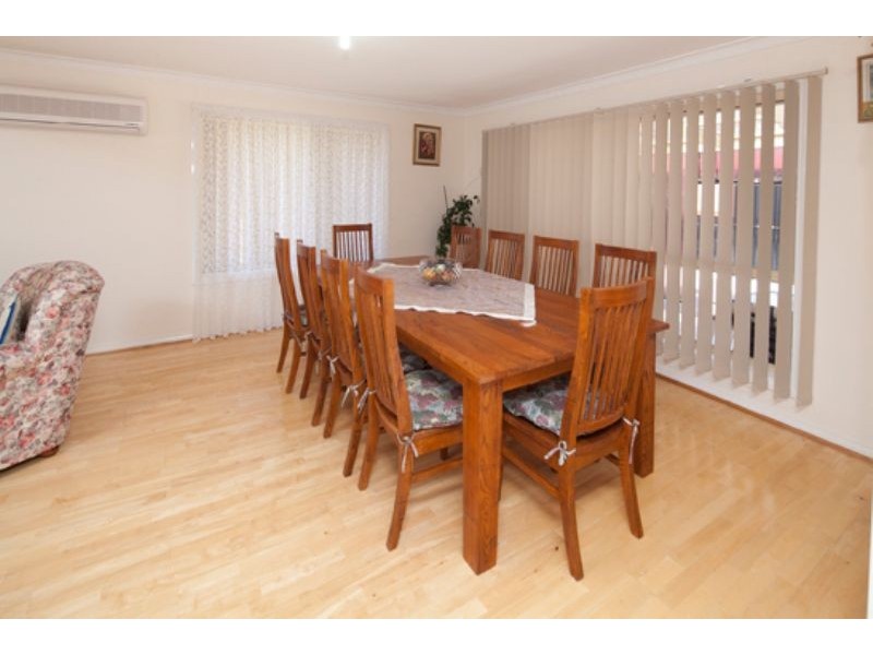 55 Chirnside Road, Berwick VIC 3806