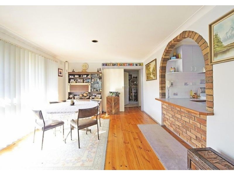 30 Vanessa Drive, Hampton Park VIC 3976