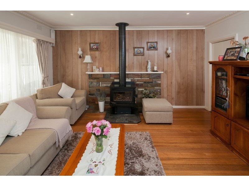 6 Holly Avenue, Dandenong North VIC 3175