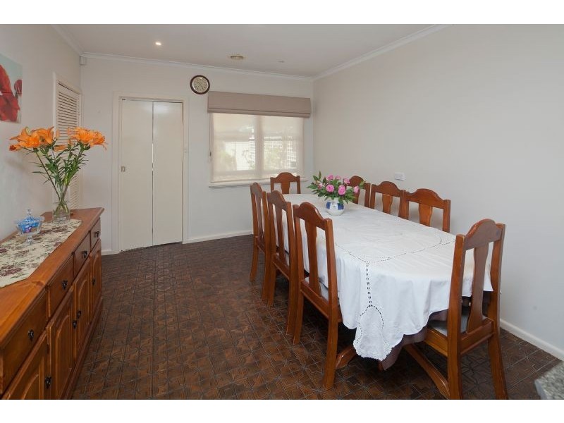6 Holly Avenue, Dandenong North VIC 3175