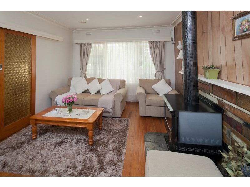 6 Holly Avenue, Dandenong North VIC 3175