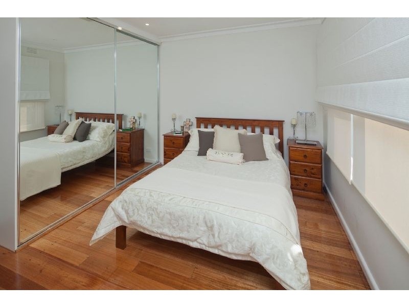 6 Holly Avenue, Dandenong North VIC 3175